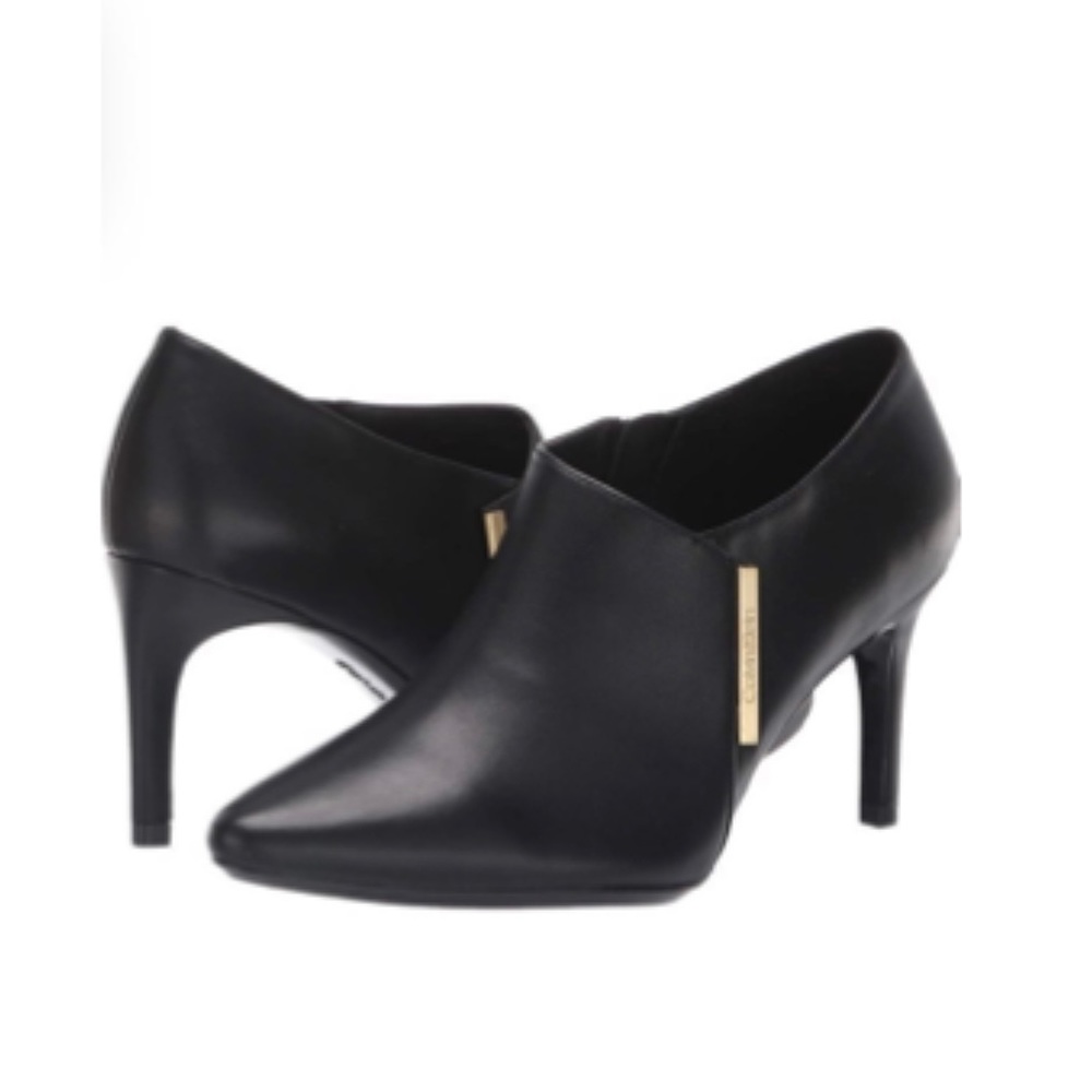 New ❤️ Calvin Klein Jeanna Bootie ❤️ Black Sz. 9